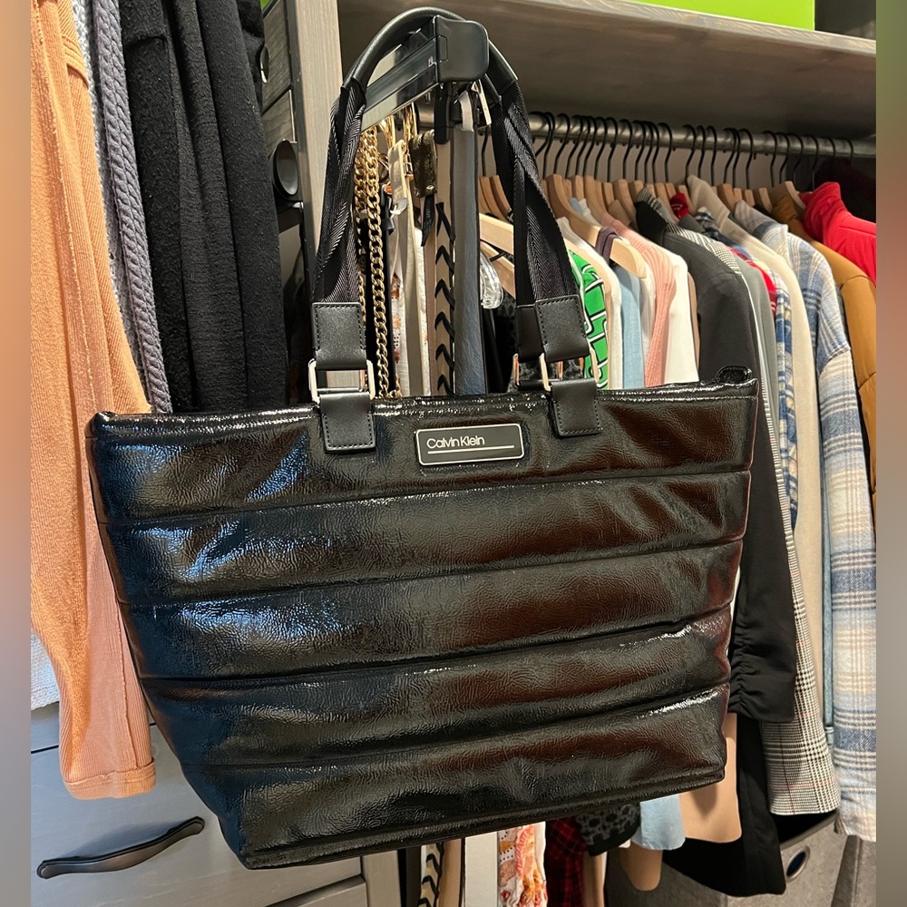 Calvin Klein quilted style bag EUC